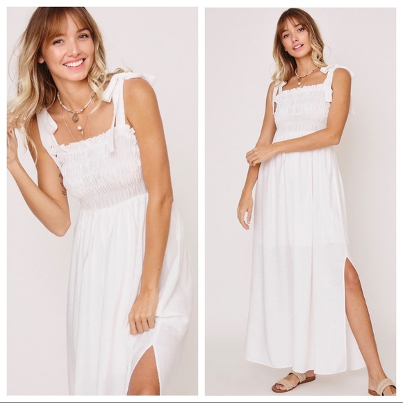 The Perfect Dress! Shoulder Tie Smocking Dress - Picture 4 of 4